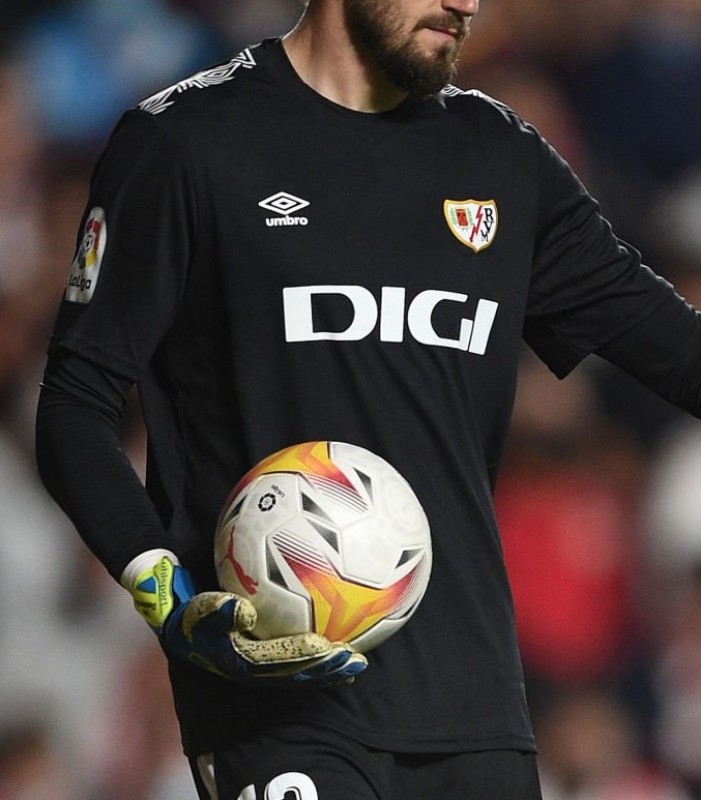 Rayo Vallecano 2021-22 GK 3 Kit
