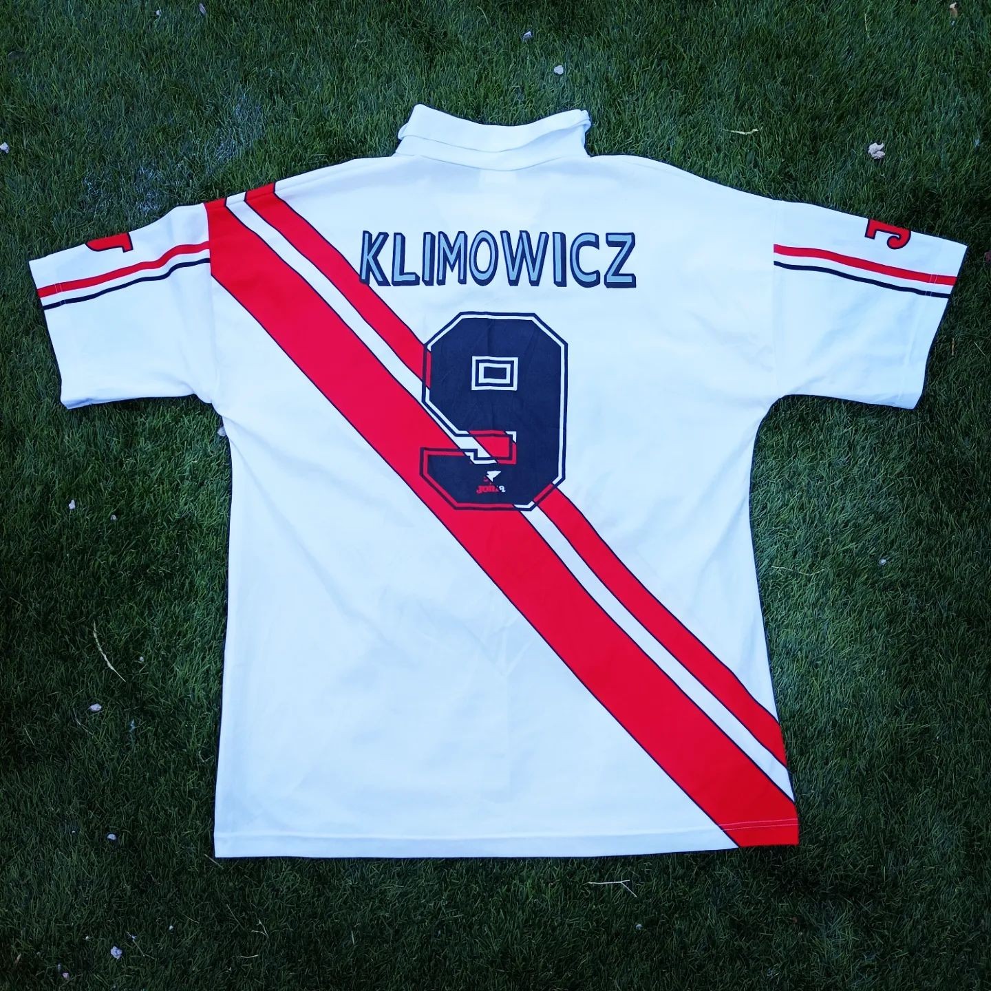 Rayo Vallecano 1997-98 Home Kit