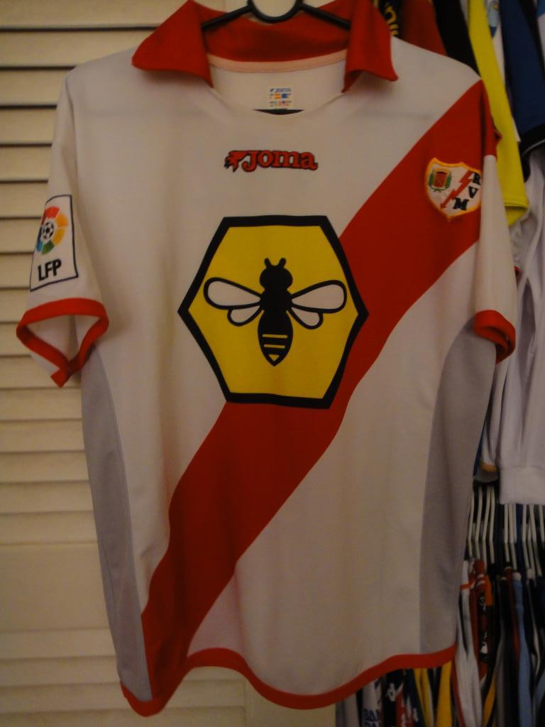 Rayo Vallecano 2004-05 Home Kit