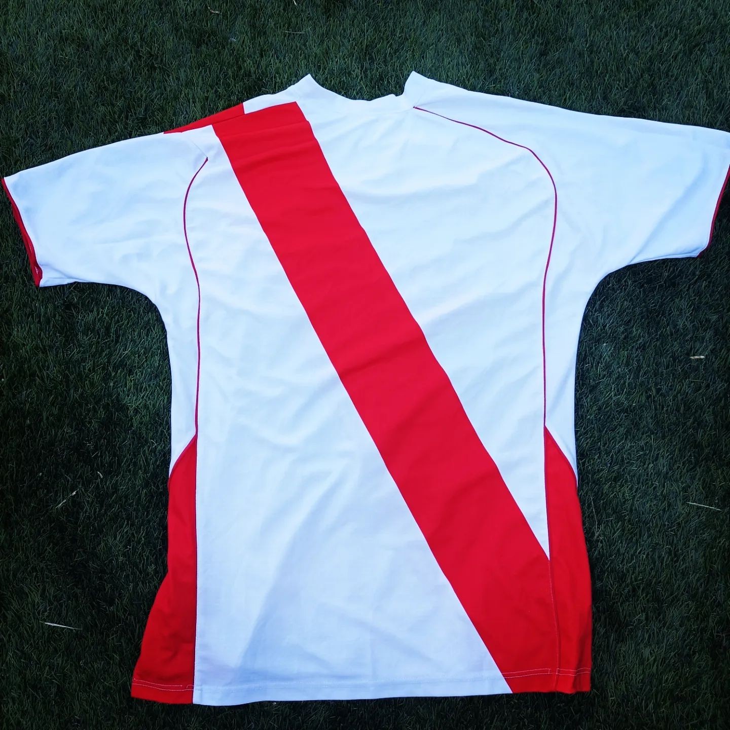 Rayo Vallecano 2006-07 Home Kit
