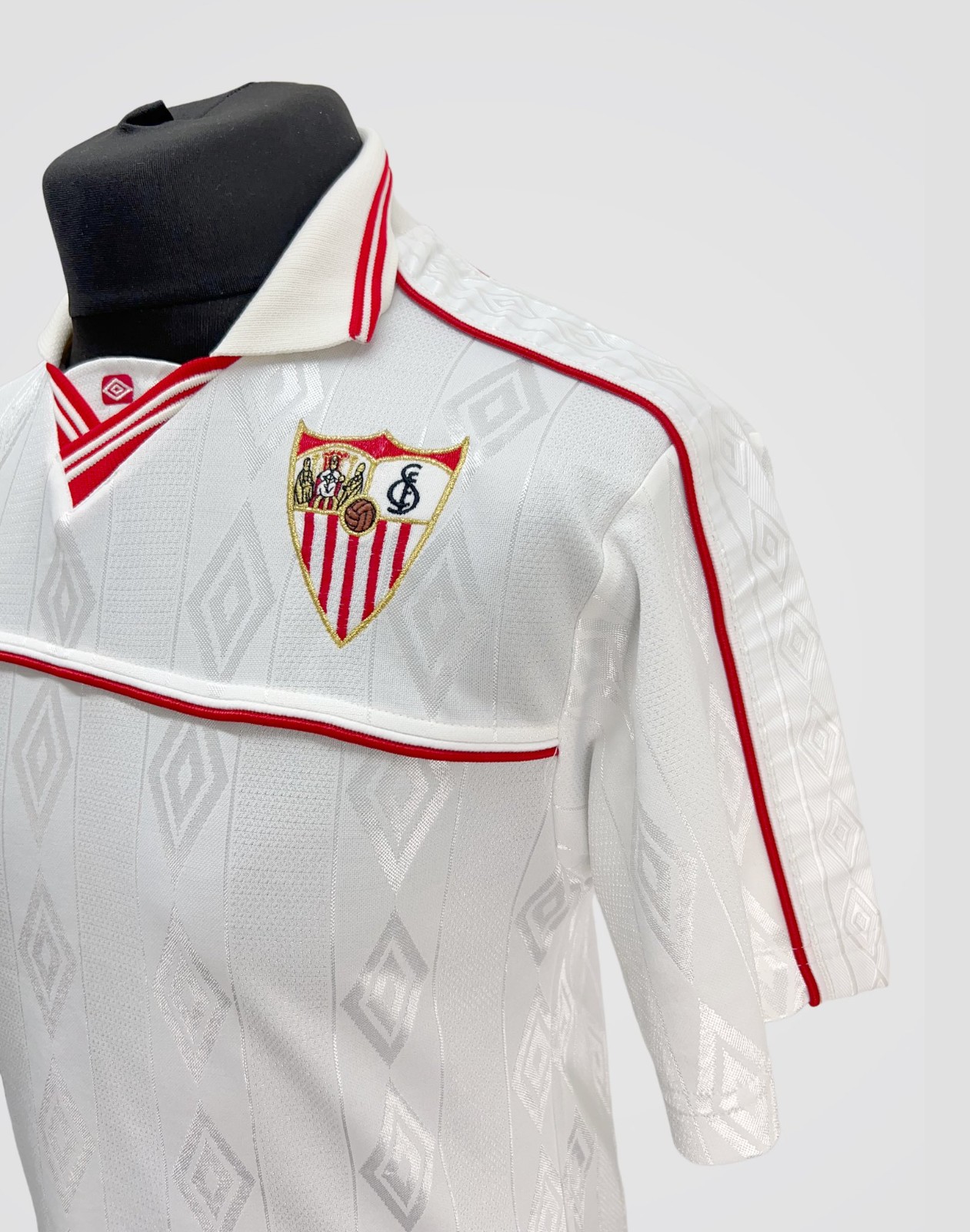 Sevilla FC 2000-01 Home Kit