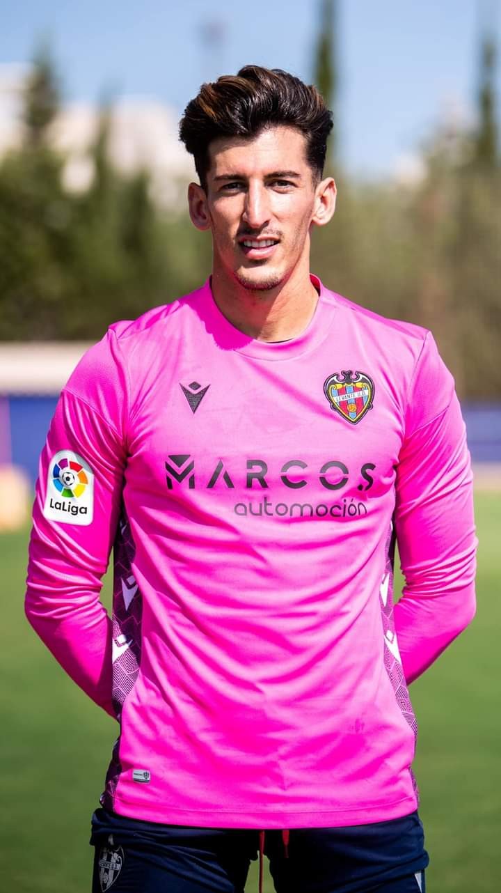 Levante UD 2022-23 GK Kit