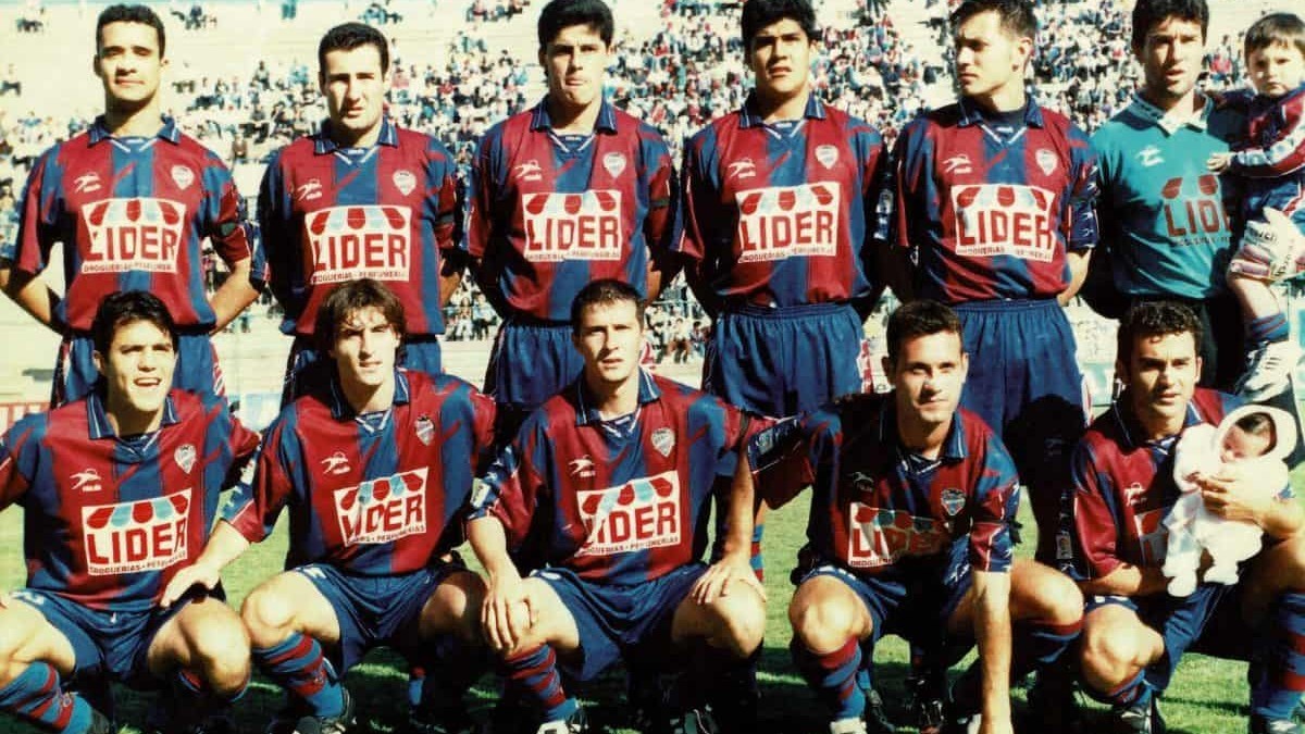 Levante UD 1996-97 GK 3 Kit