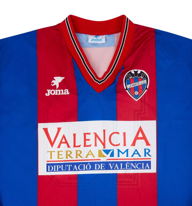 Levante UD 1998-99 Home 2 Kit