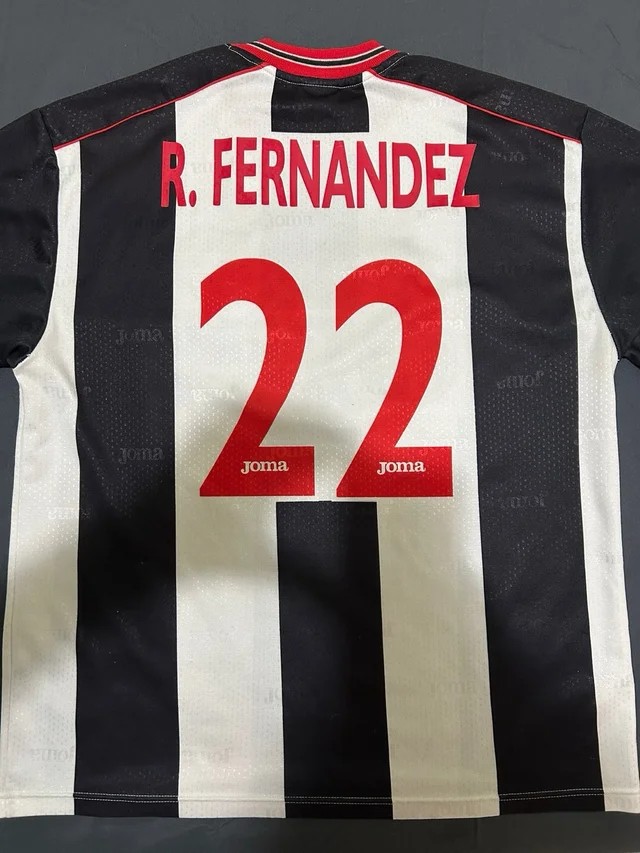 Levante UD 1999-00 Away Kit