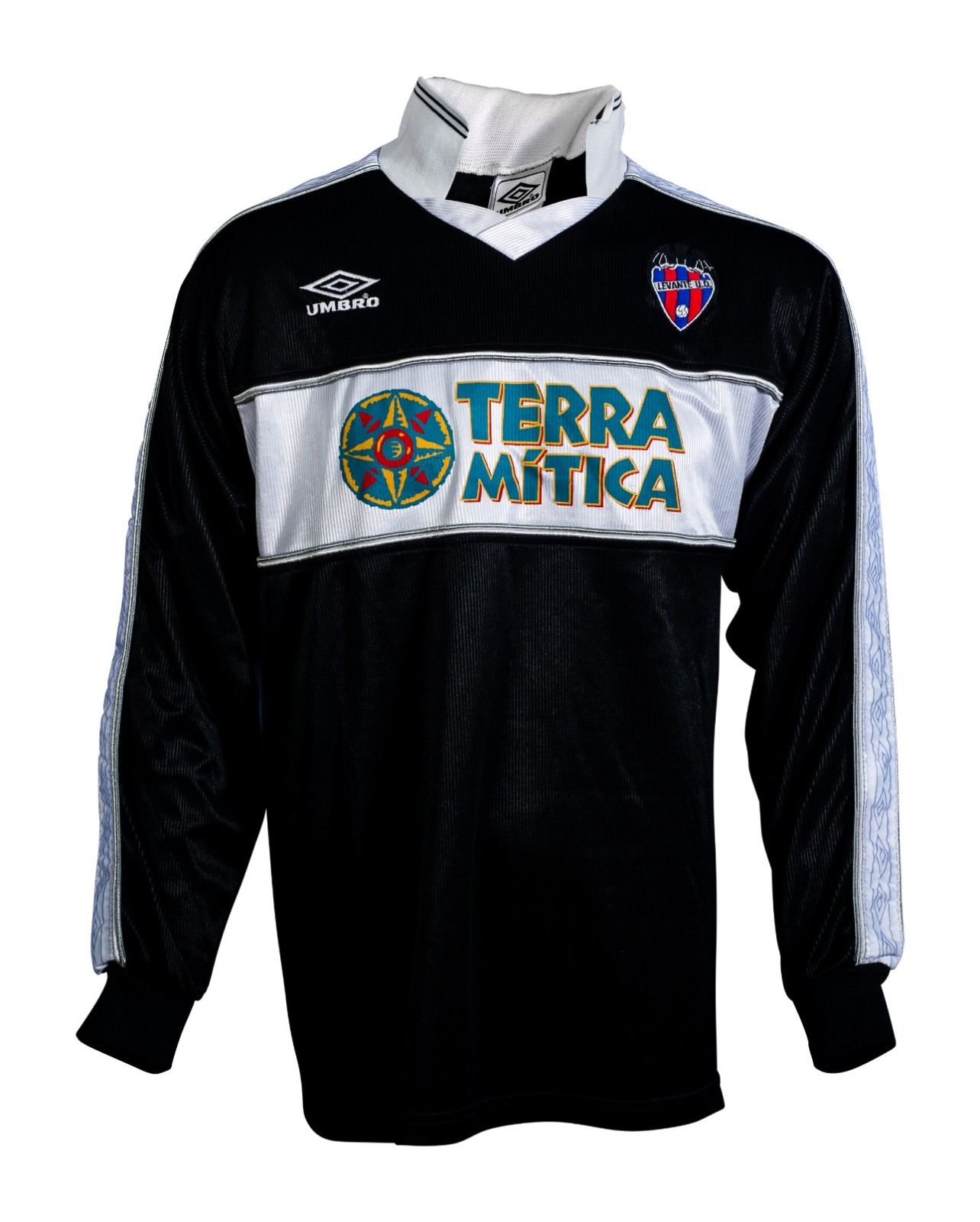 Levante UD 2002-03 Away 3 Kit