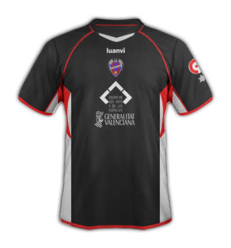 Levante UD 2005-06 Away Kit