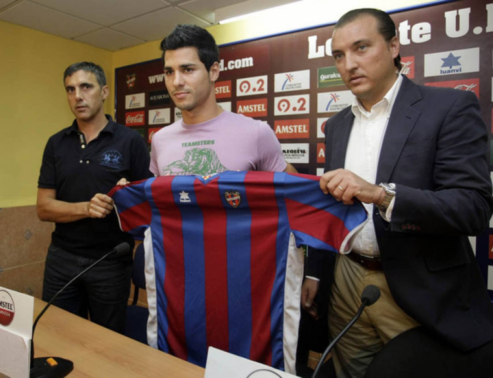 Levante UD 2009-10 Home 2 Kit