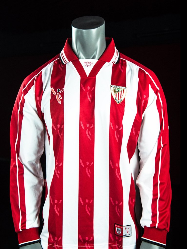 Athletic Club 2001-02 Home Kit