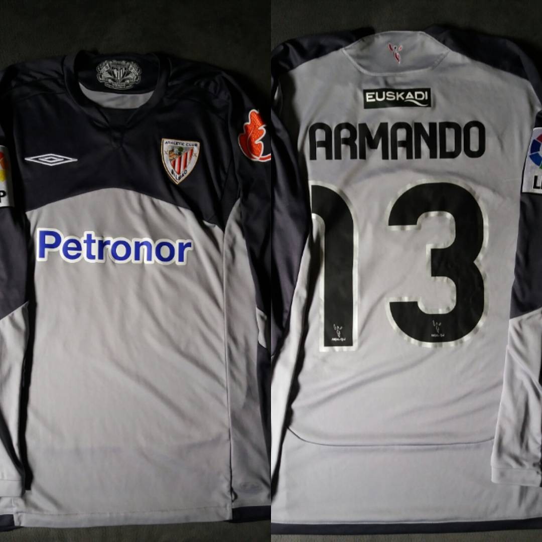 Athletic Club 2009-10 GK 2 Kit
