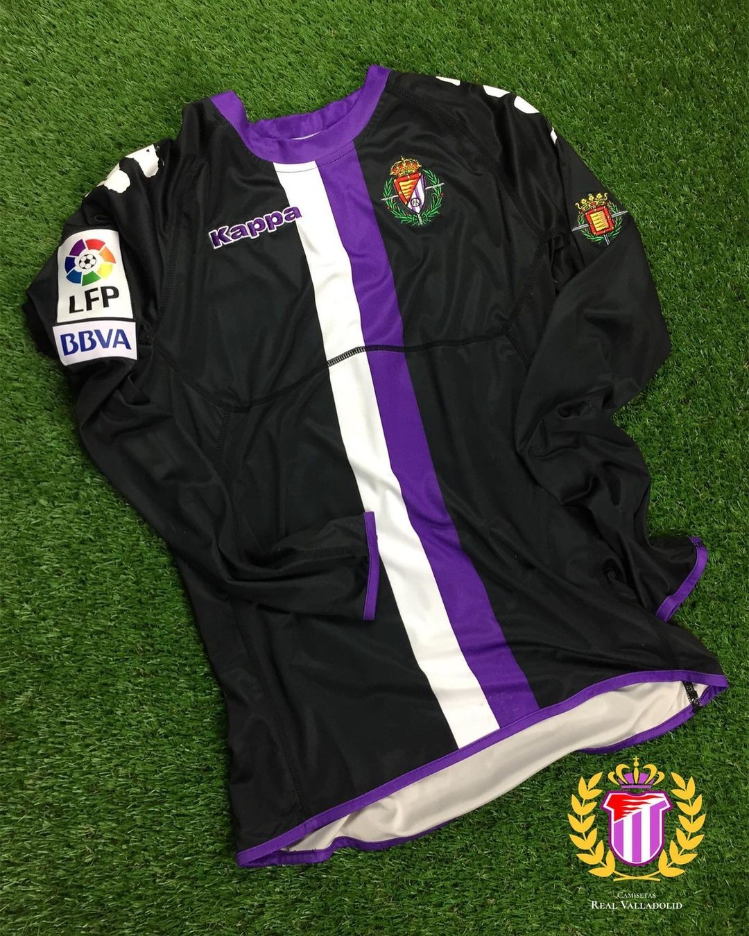 Real Valladolid 2011-12 Away Kit