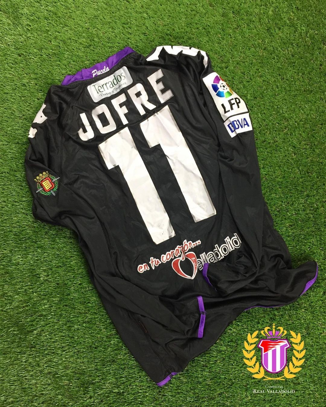 Real Valladolid 2011-12 Away 2 Kit