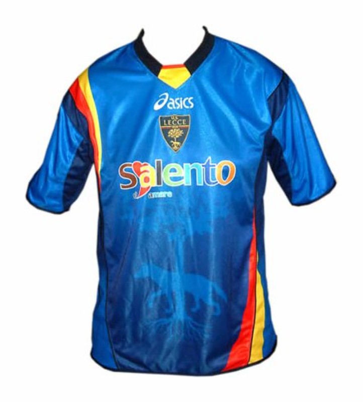 US Lecce 2005-06 Third Kit