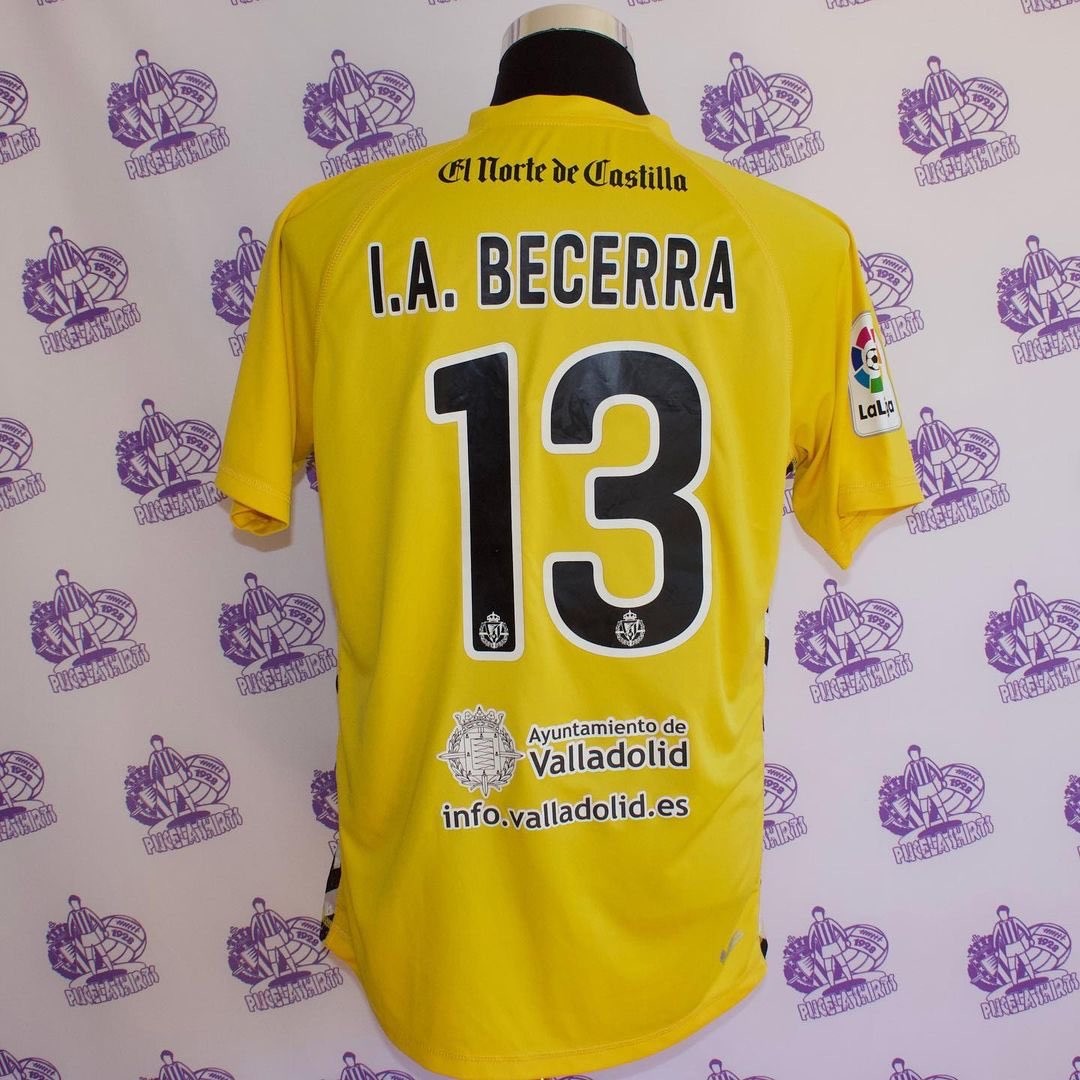 Real Valladolid 2016-17 GK Kit