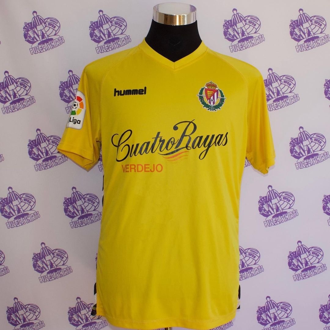 Real Valladolid 2016-17 GK Kit