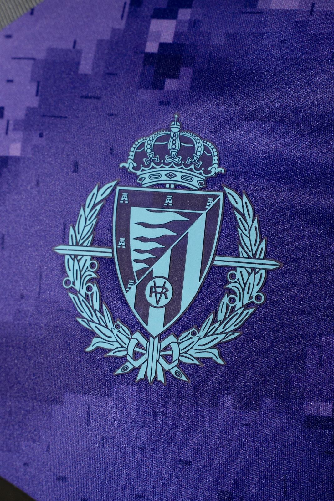 Real Valladolid 2021-22 Away Kit