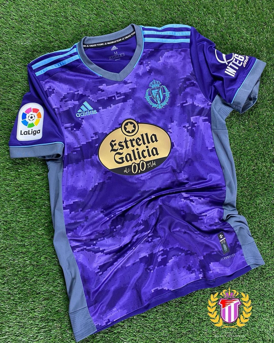 Real Valladolid 2021-22 Away 2 Kit