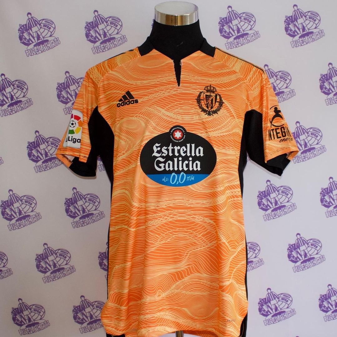 Real Valladolid 2021-22 GK 4 Kit