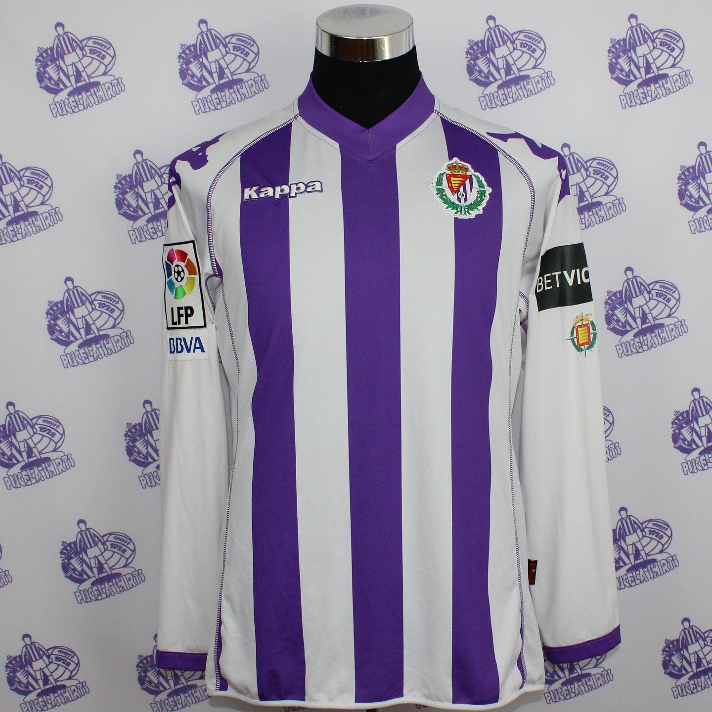 Real Valladolid 2010-11 Home Kit