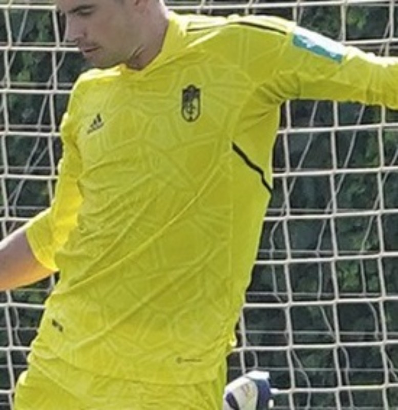 Granada CF 2022-23 GK 3 Kit