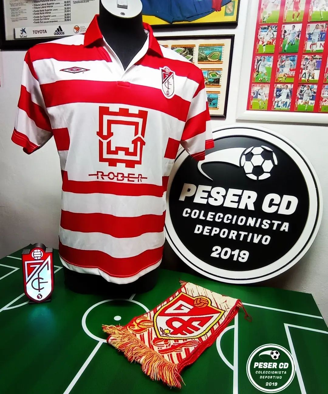 Granada CF 2005-06 Home 2 Kit
