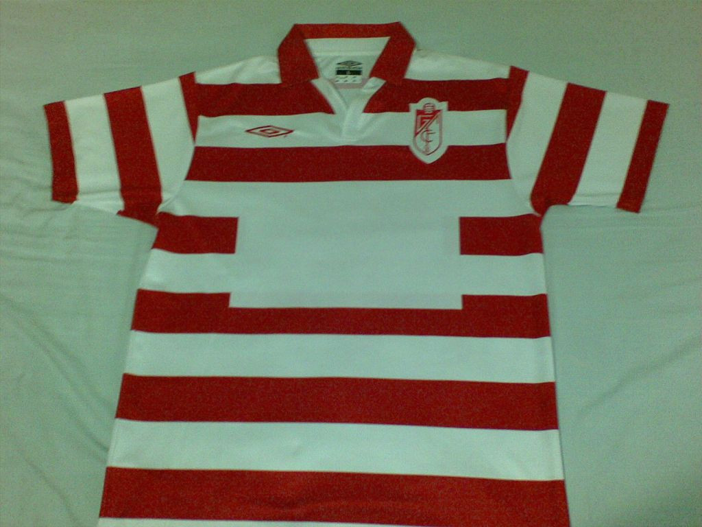 Granada CF 2006-07 Home 2 Kit