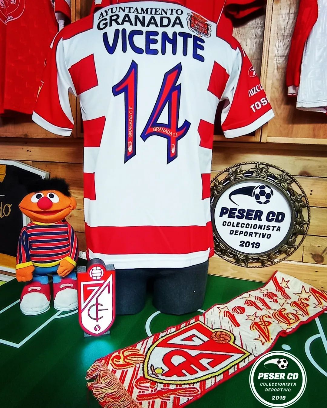 Granada CF 2008-09 Home Kit