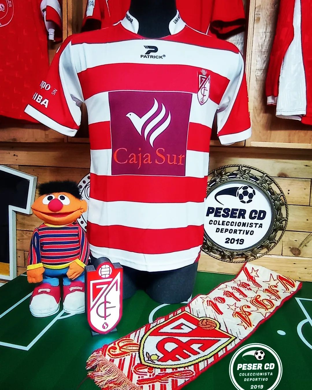Granada CF 2008-09 Home Kit