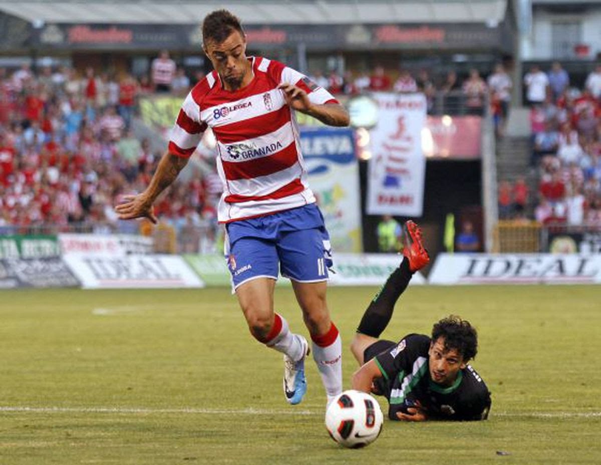 Granada CF 2010-11 Home 2 Kit