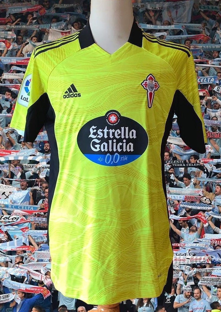Celta Vigo 2021-22 GK 3 Kit