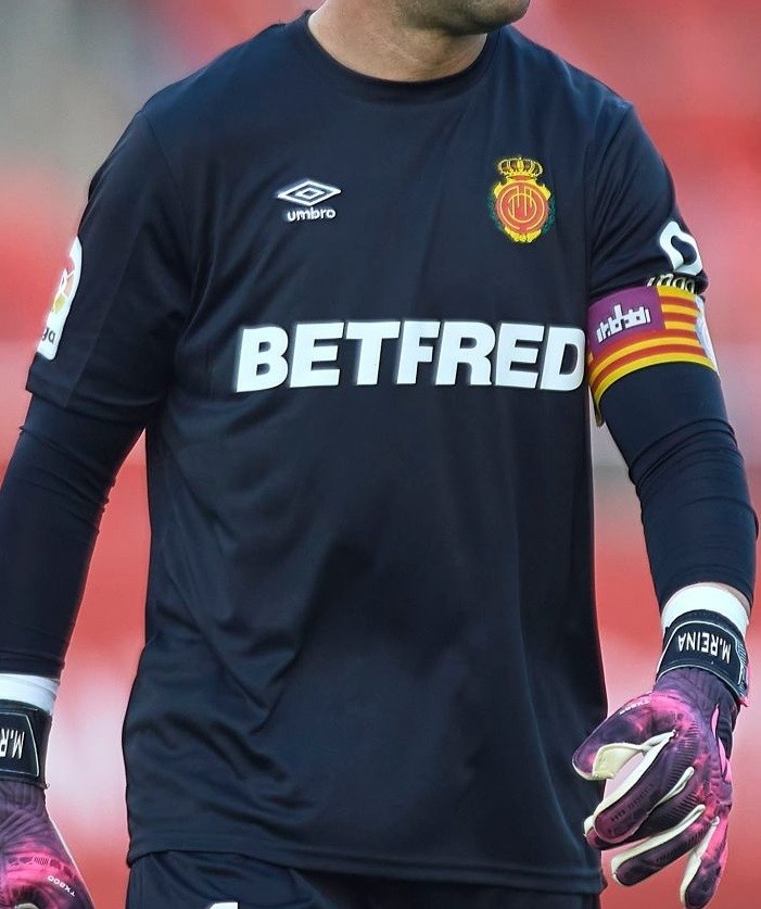 RCD Mallorca 2020-21 GK 1 Kit