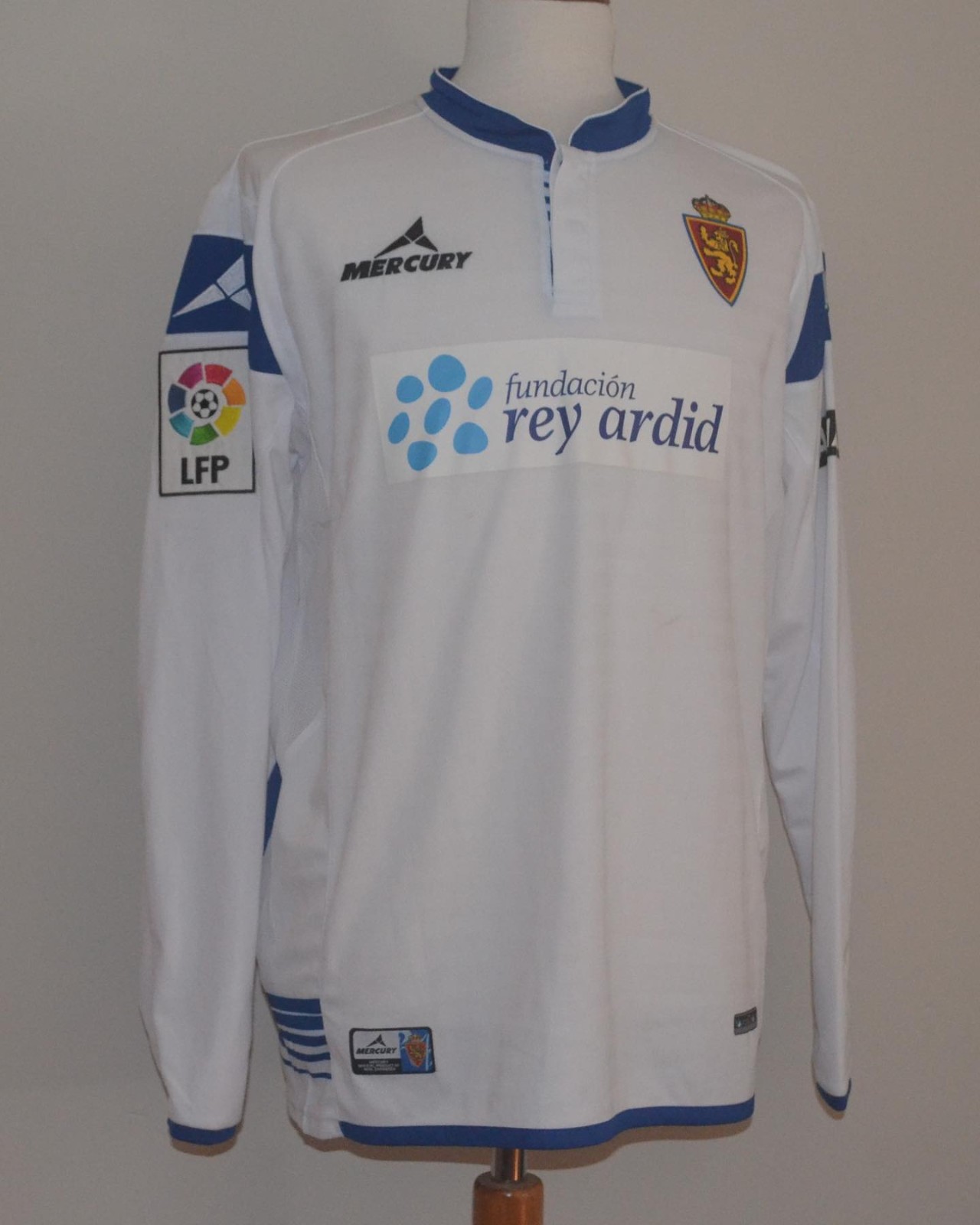 Real Zaragoza 2013-14 Home V3 Kit