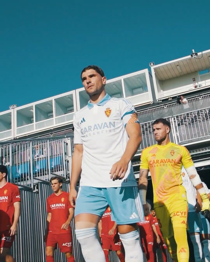 Real Zaragoza 2025-26 Pre-Season GK Kit
