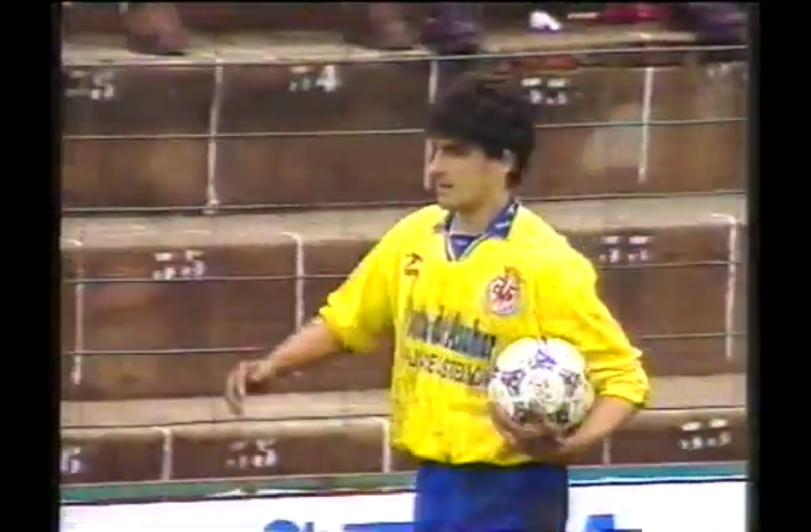 Villarreal CF 1995-96 Home Kit