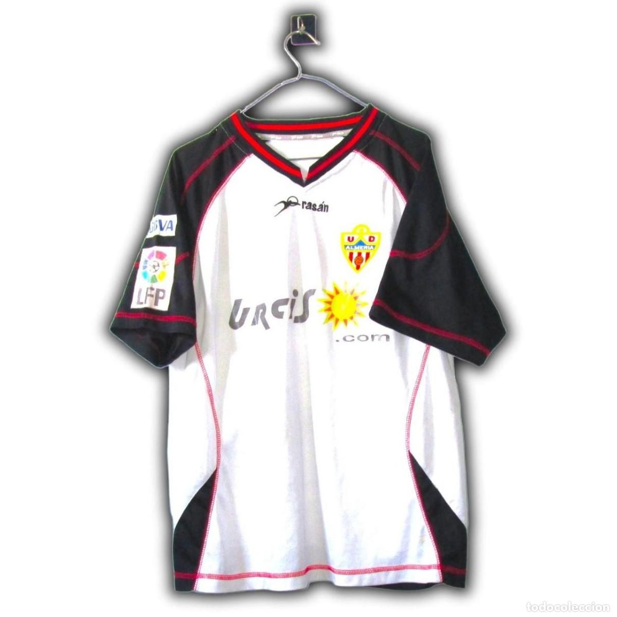 UD Almería 2011-12 GK 1 Kit