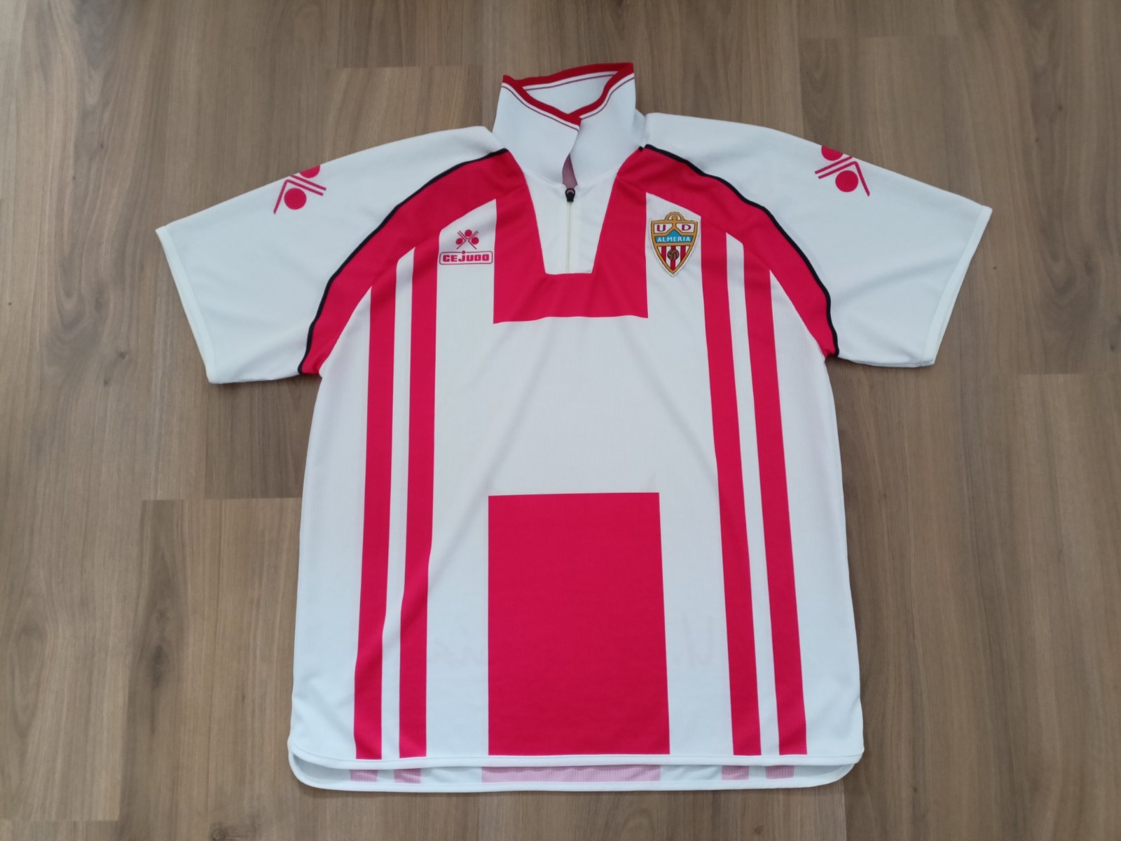 UD Almería 2002-03 Home Kit