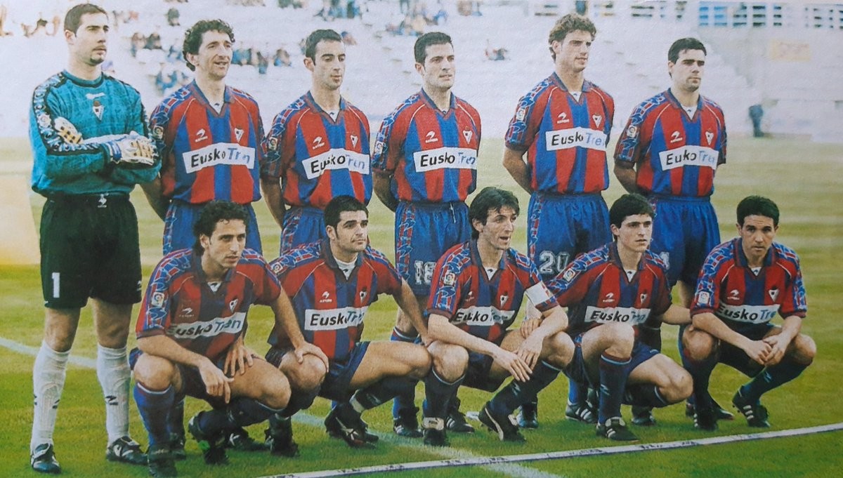SD Eibar 1998-99 GK 1 Kit
