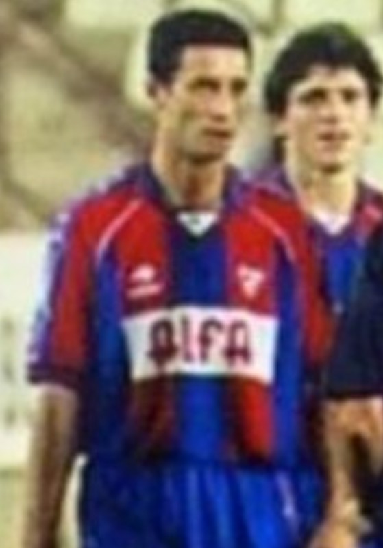 SD Eibar 2000-01 Home Kit