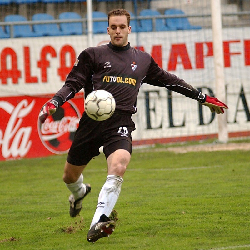 SD Eibar 2001-02 GK 1 Kit