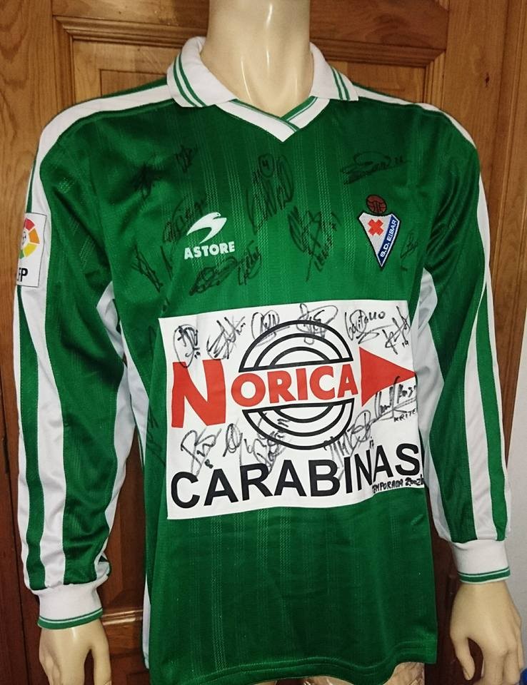SD Eibar 2002-03 Away Kit