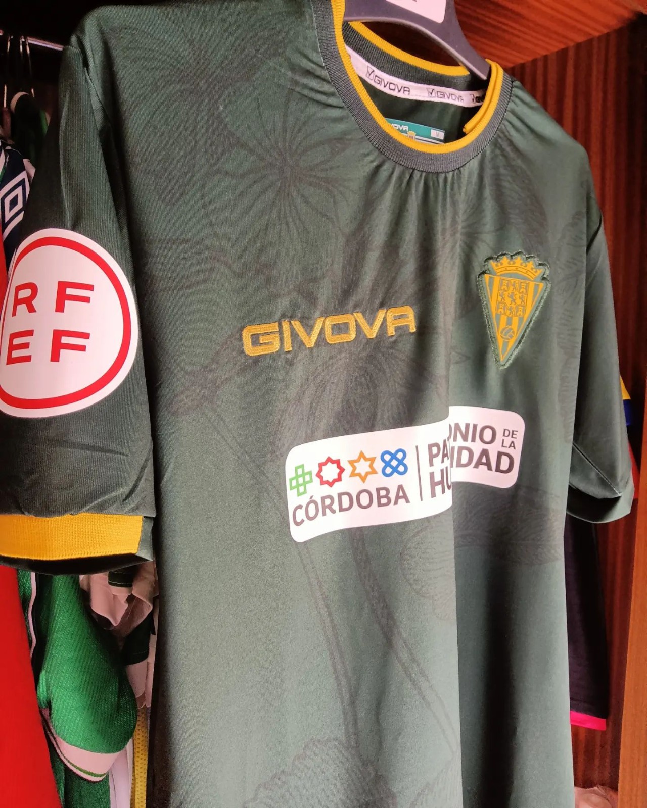 Córdoba CF 2021-22 Away Kit