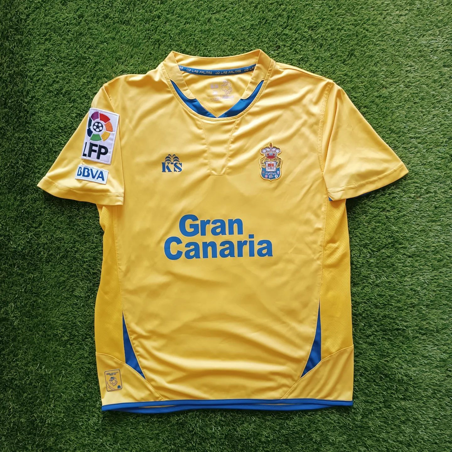 UD Las Palmas 2011-12 Home Kit