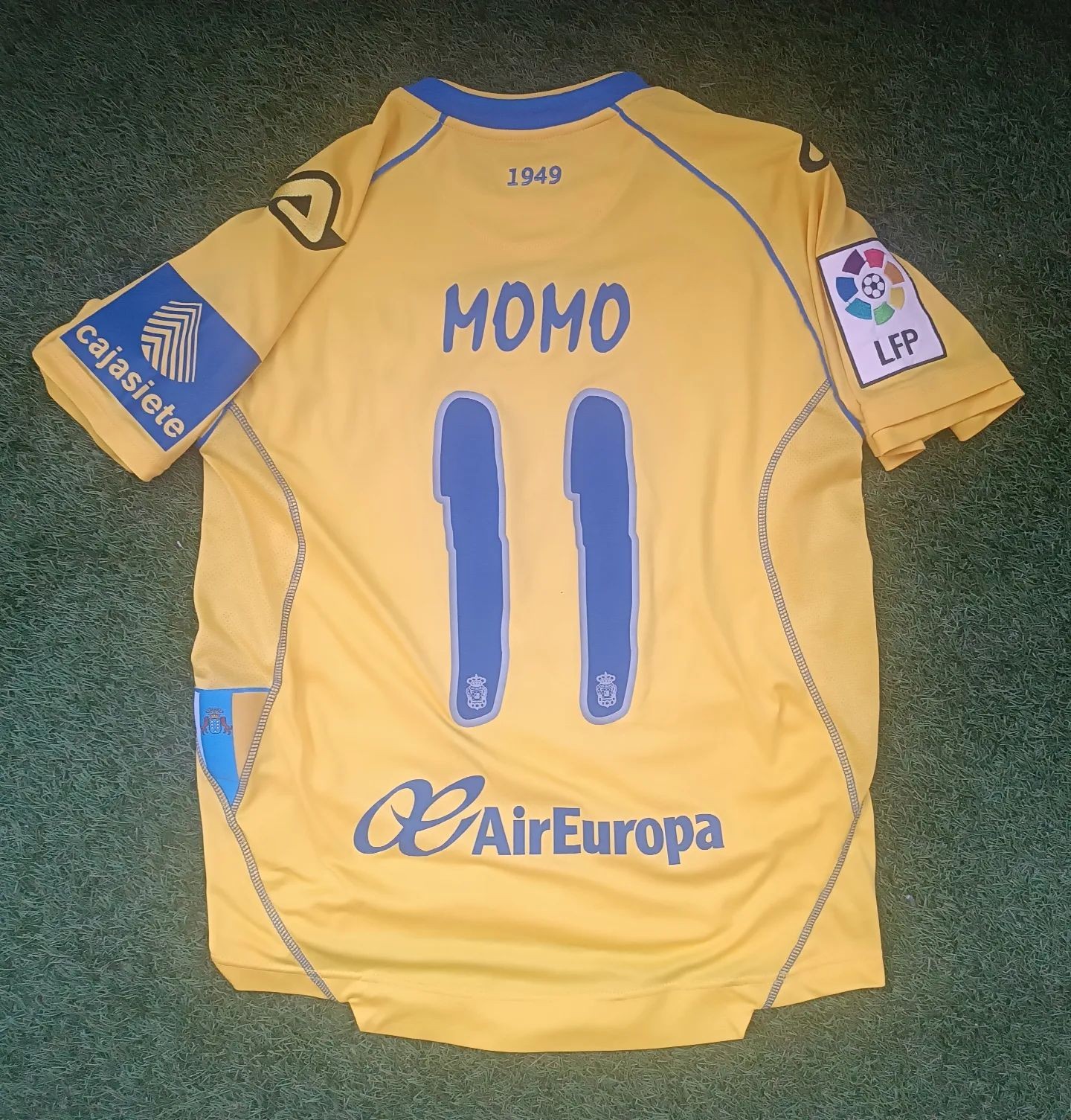 UD Las Palmas 2014-15 Home Kit