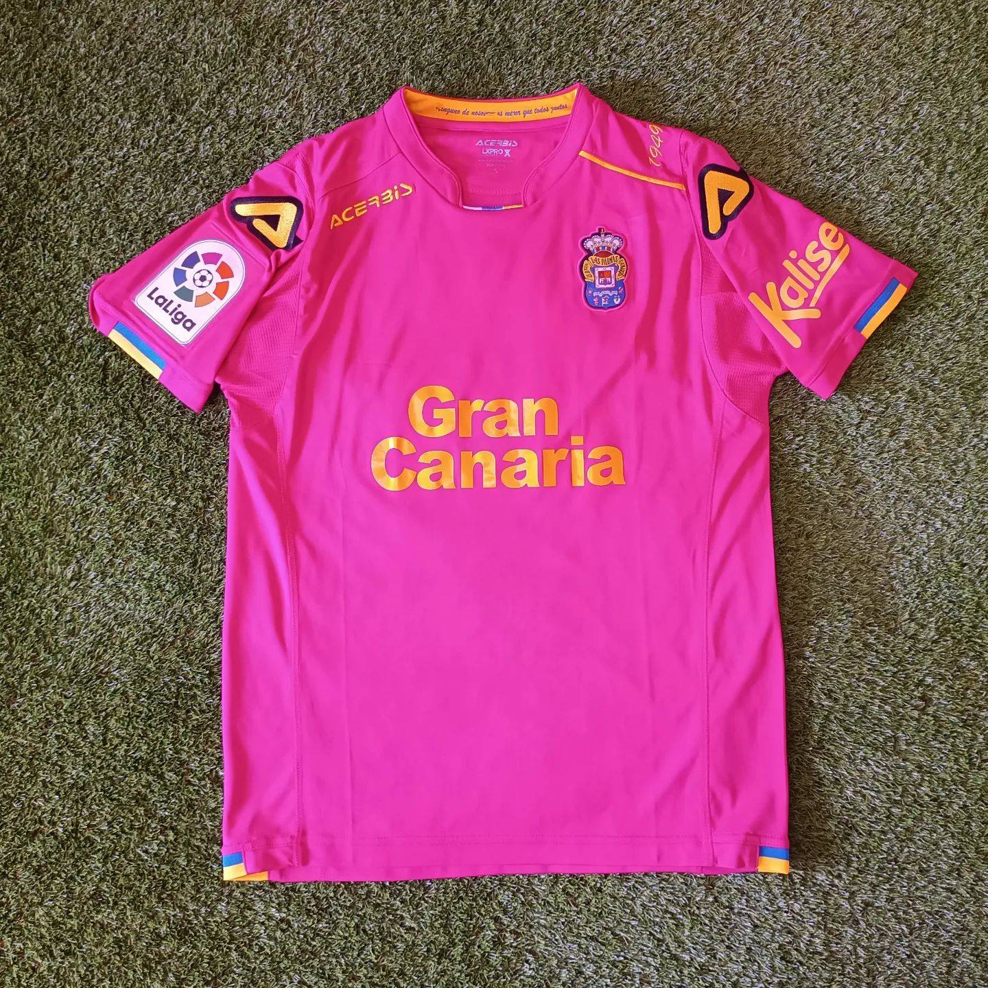 UD Las Palmas 2018-19 Special Kit