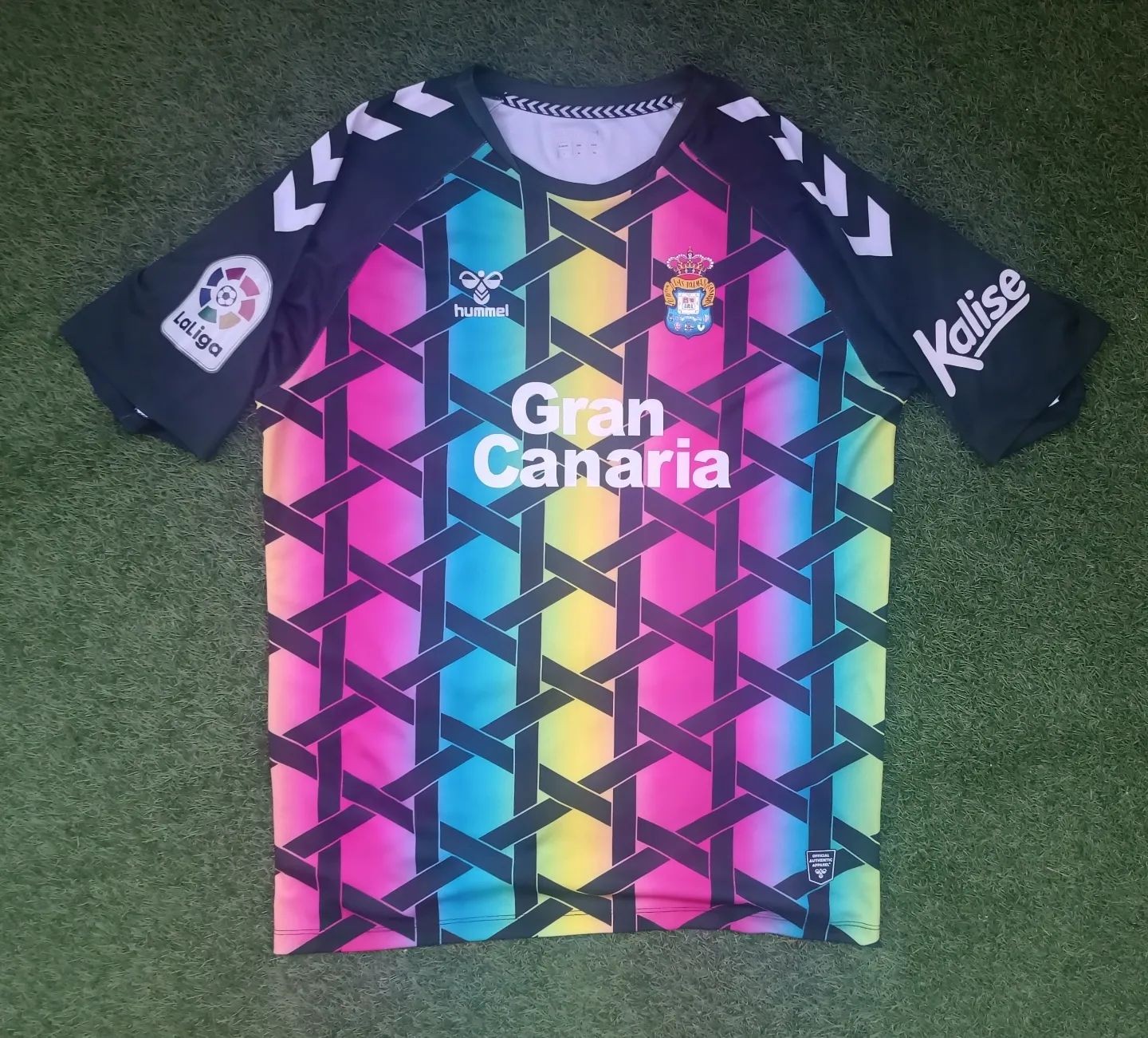UD Las Palmas 2021-22 GK Kit