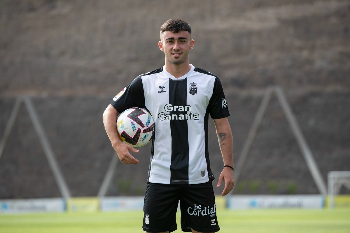 UD Las Palmas 2022-23 Away Kit