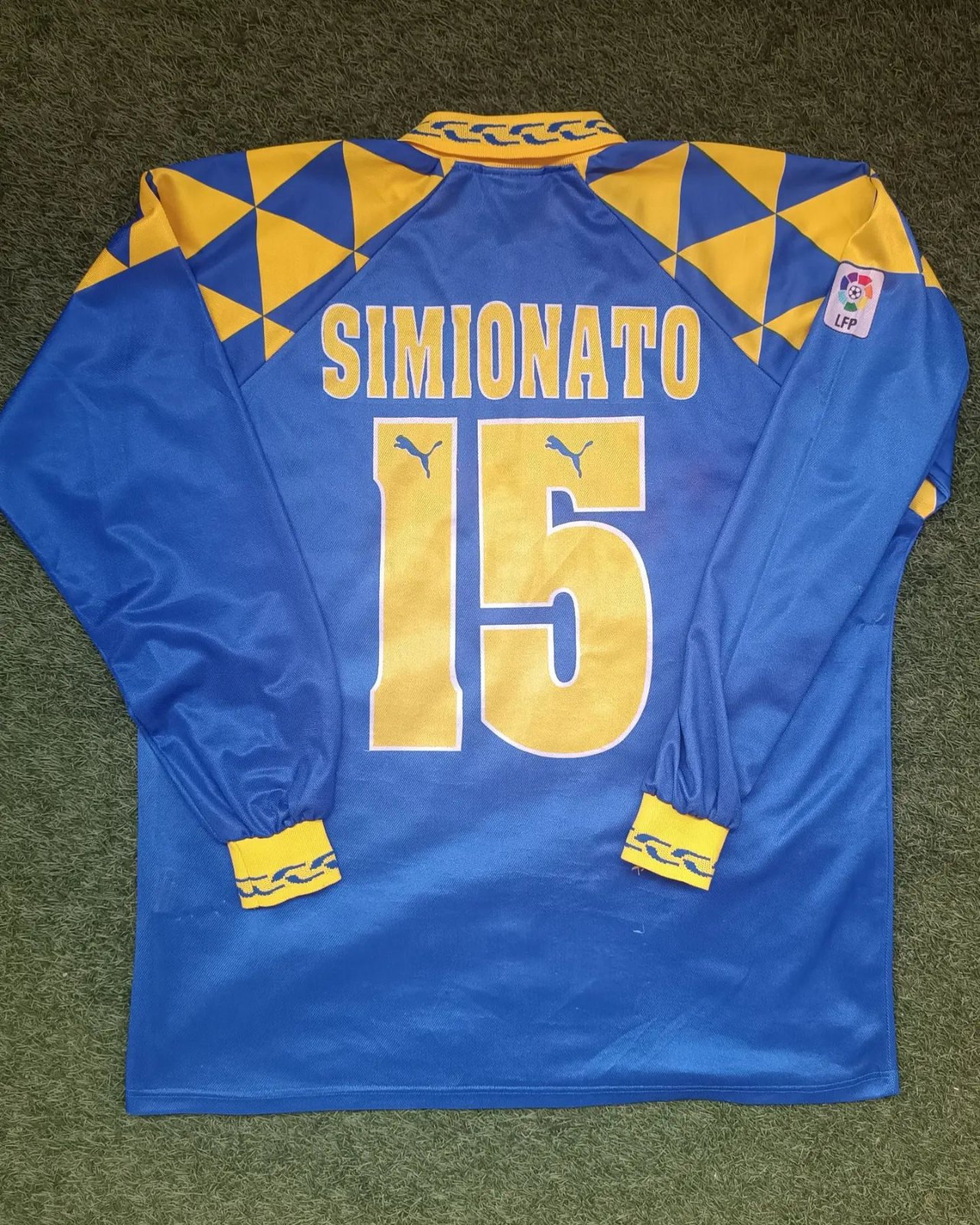 UD Las Palmas 1996-97 Away V2 Kit