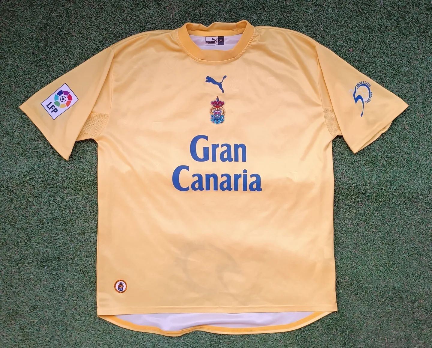 UD Las Palmas 1999-00 Home 2 Kit
