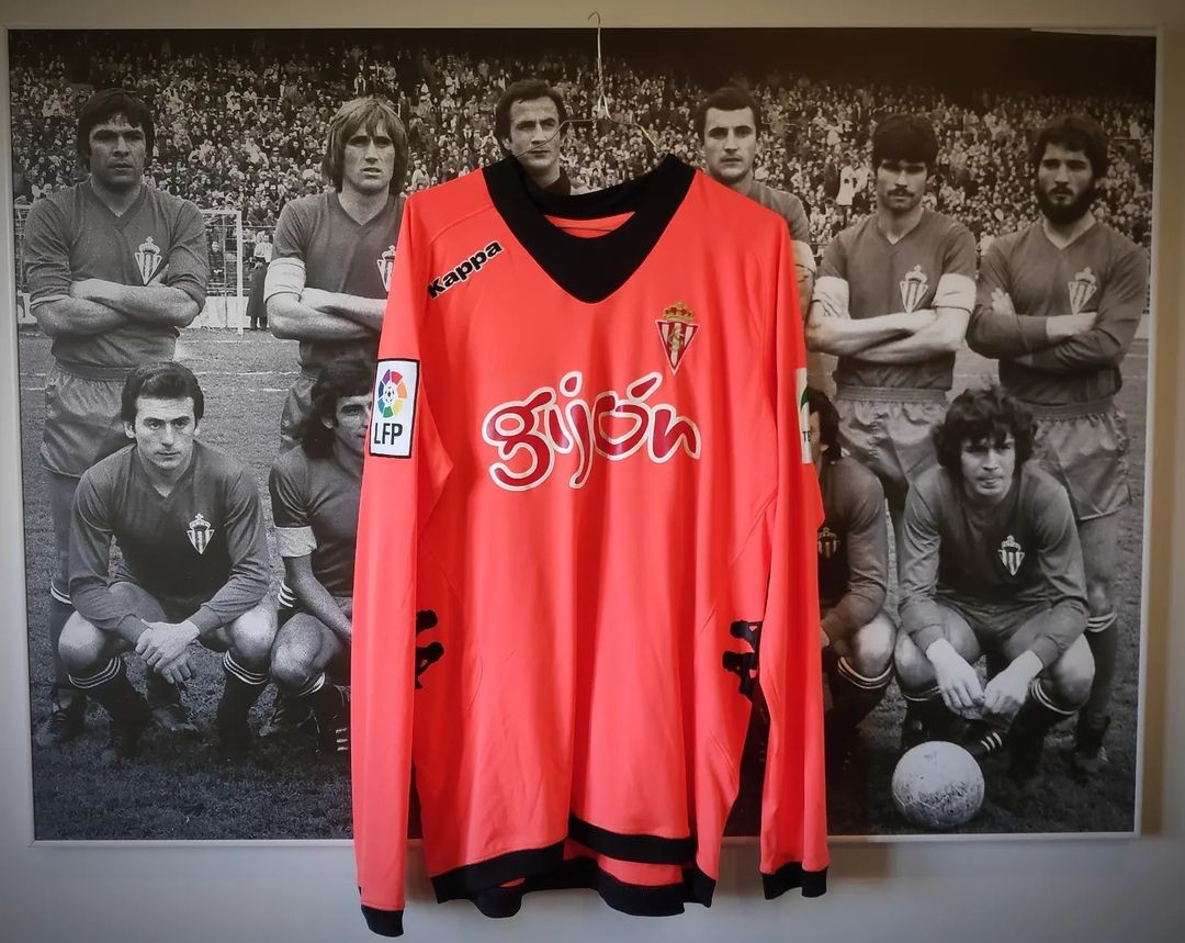 Sporting Gijón 2013-14 GK Kit