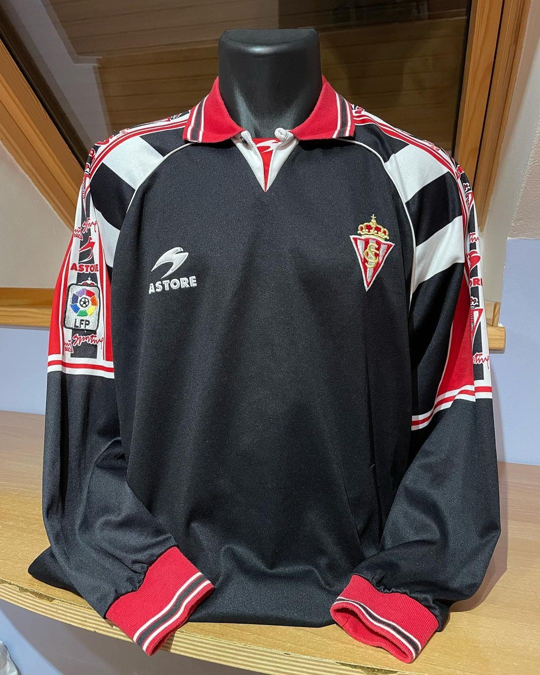 Sporting Gijón 1998-99 Away Kit